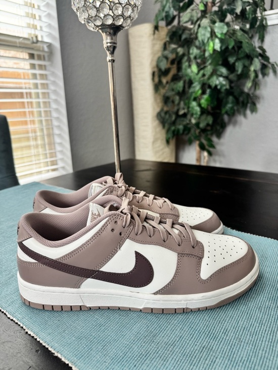 Nike Dunk Low Women's Sneakers size 11 - Picture 2 of 7